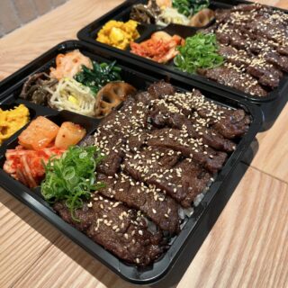 本日は新作お弁当のご紹介です🙂 通常は水曜日と木曜日でお弁当…